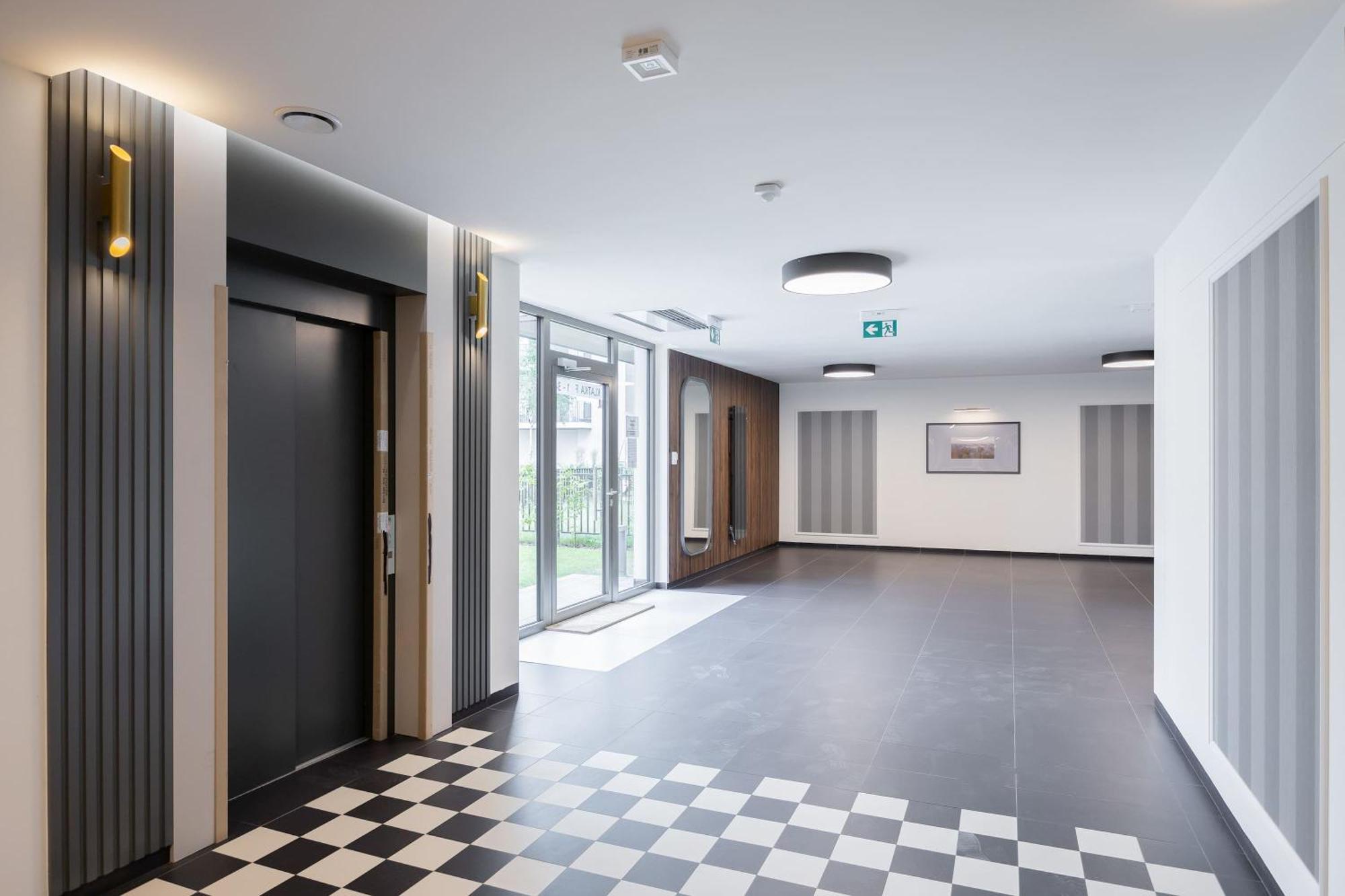 Apartment Sarmacka Wilanow With Parking, Sauna & Gym By Noclegi Renters Varsovia Exterior foto